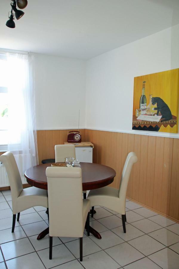 Kapitans Huus Appartamento Westoverledingen Esterno foto