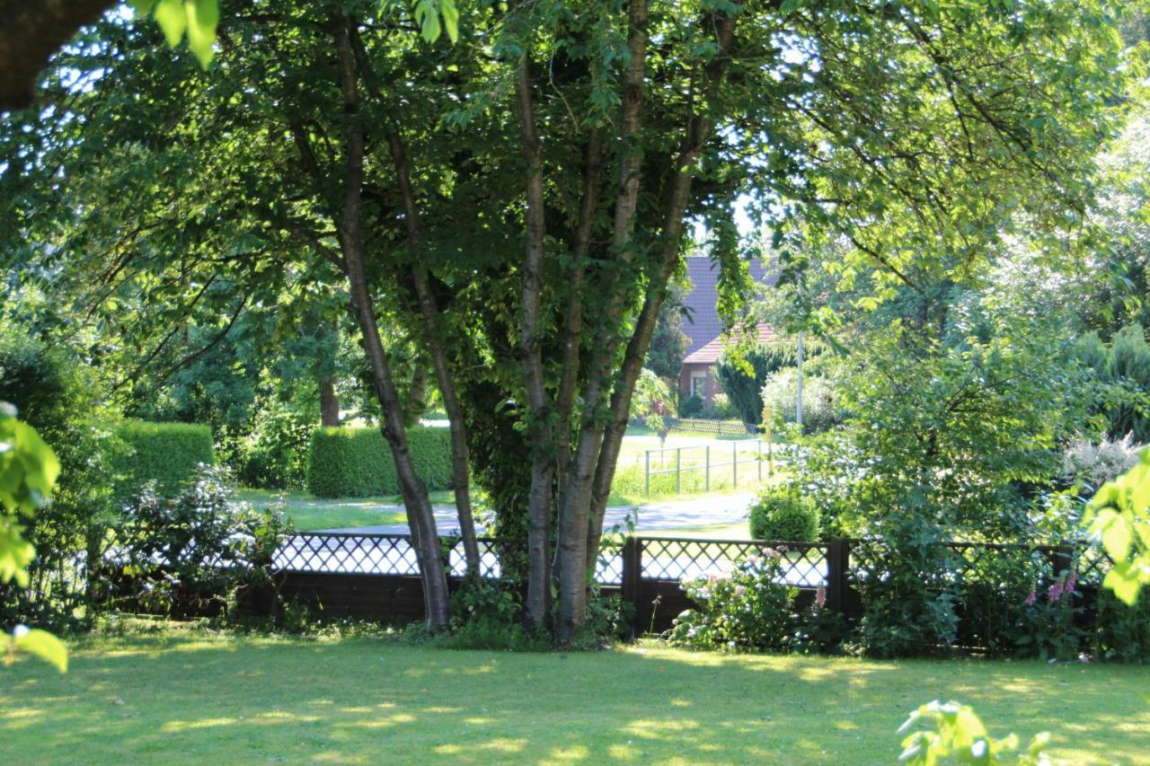 Kapitans Huus Appartamento Westoverledingen Esterno foto